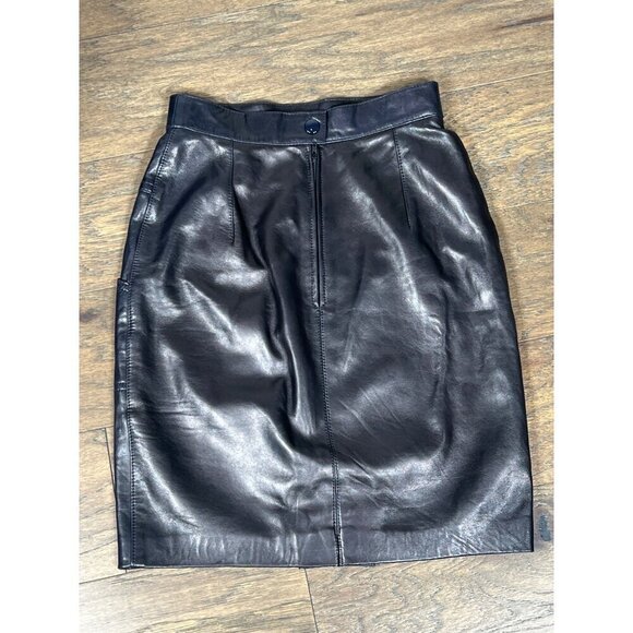 VINTAGE ESCADA Leather Skirt Circa 1990 Black EUC Sz 34 (US Sz 2) LIKE NEW - Picture 2 of 3